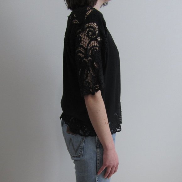 Vintage 80s Crochet-lace black top - Picture 4 of 4